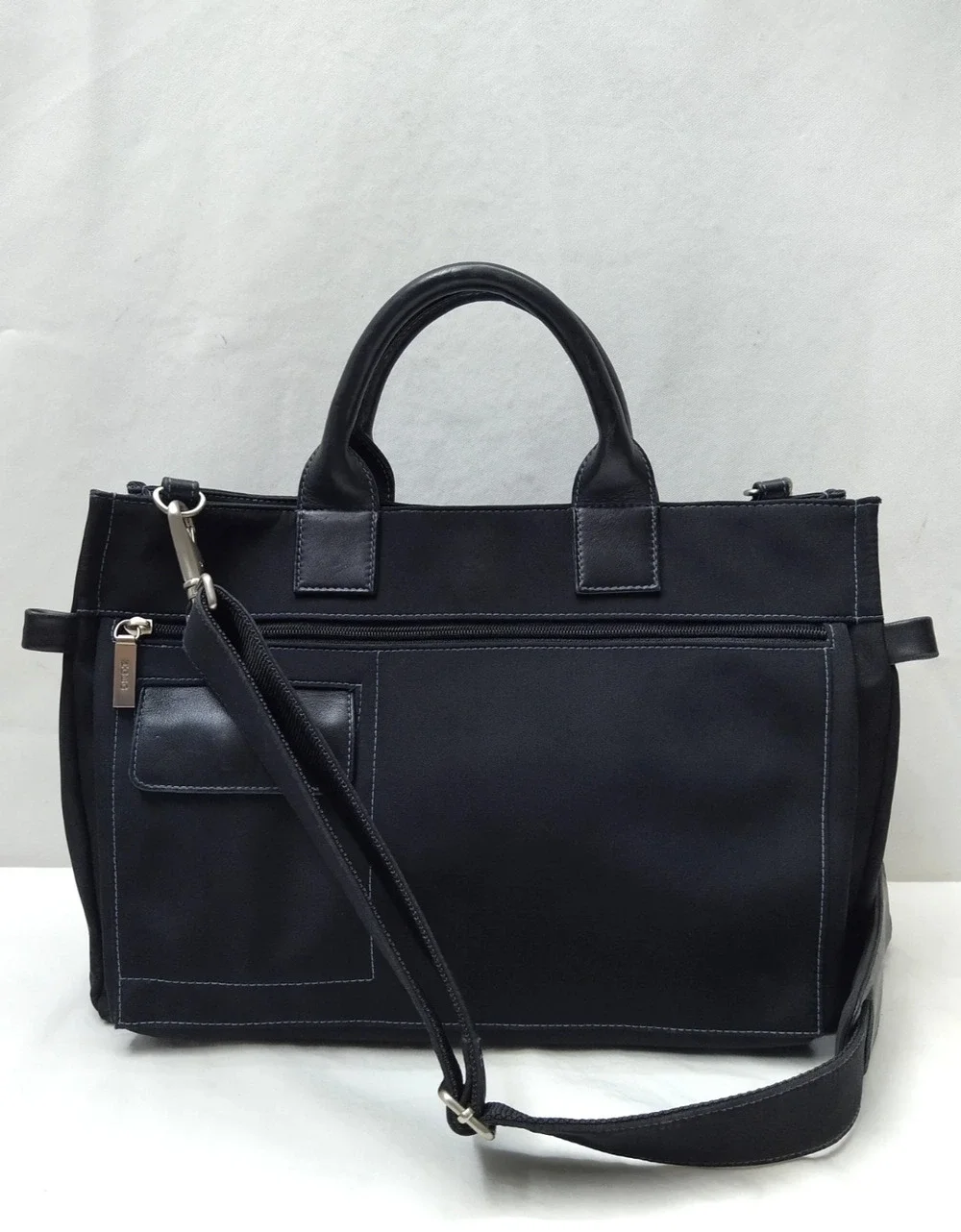 HOBO International Black Nylon Messenger Crossbody Bag